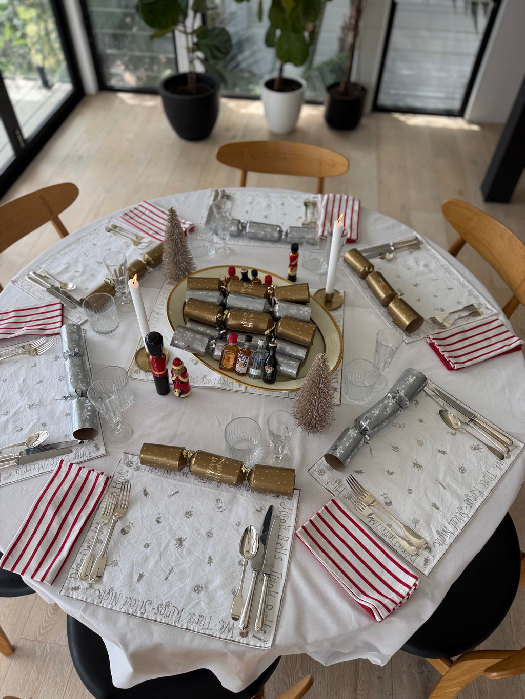 Merry Mayhem - 8 pack