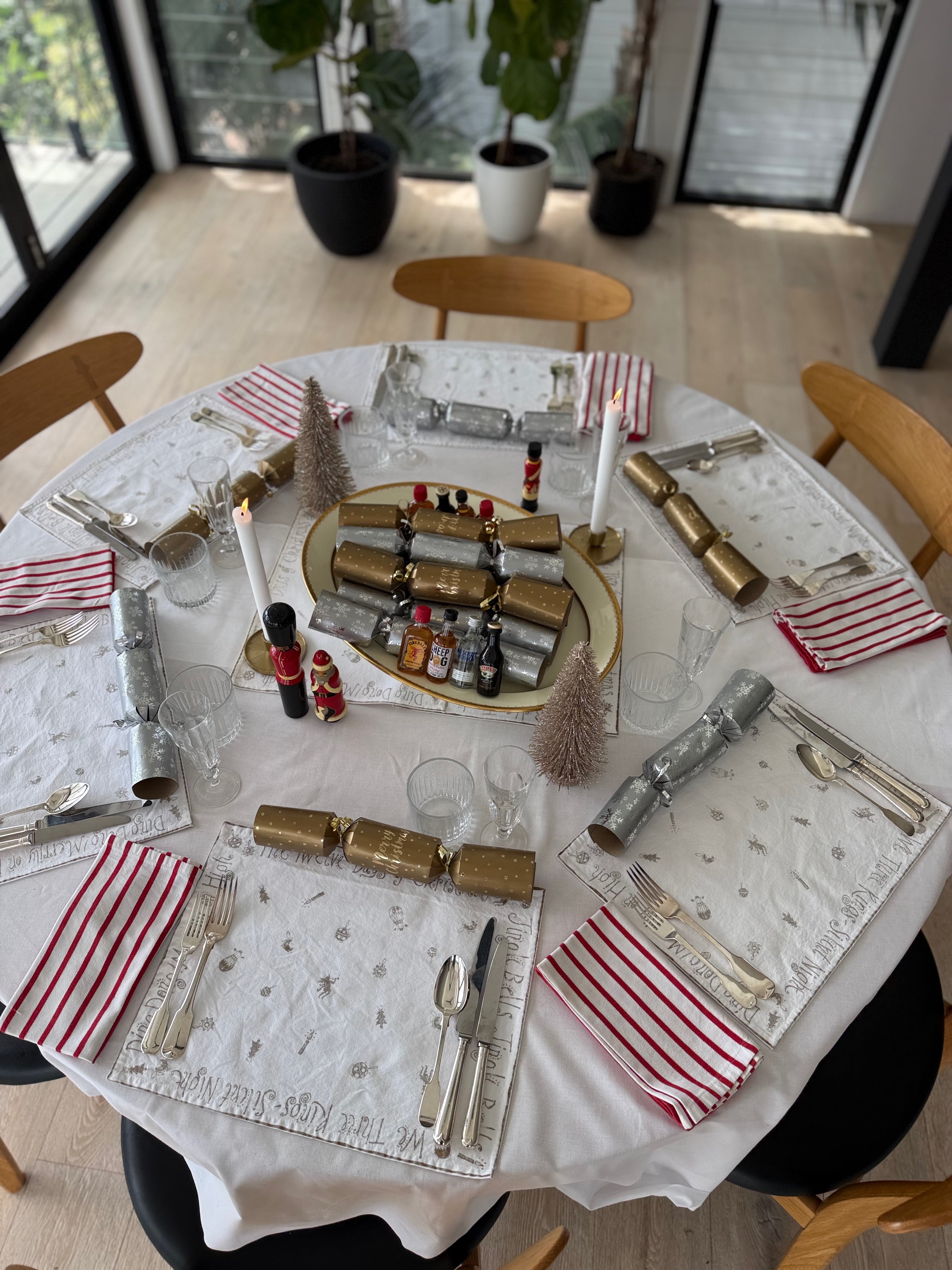 Merry Mayhem - 8 pack